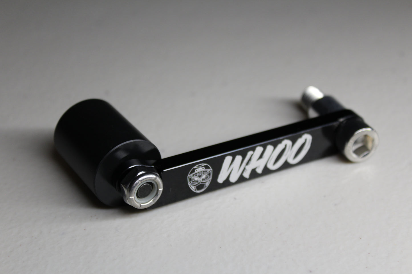 Whooligan Sportster Chain Roller